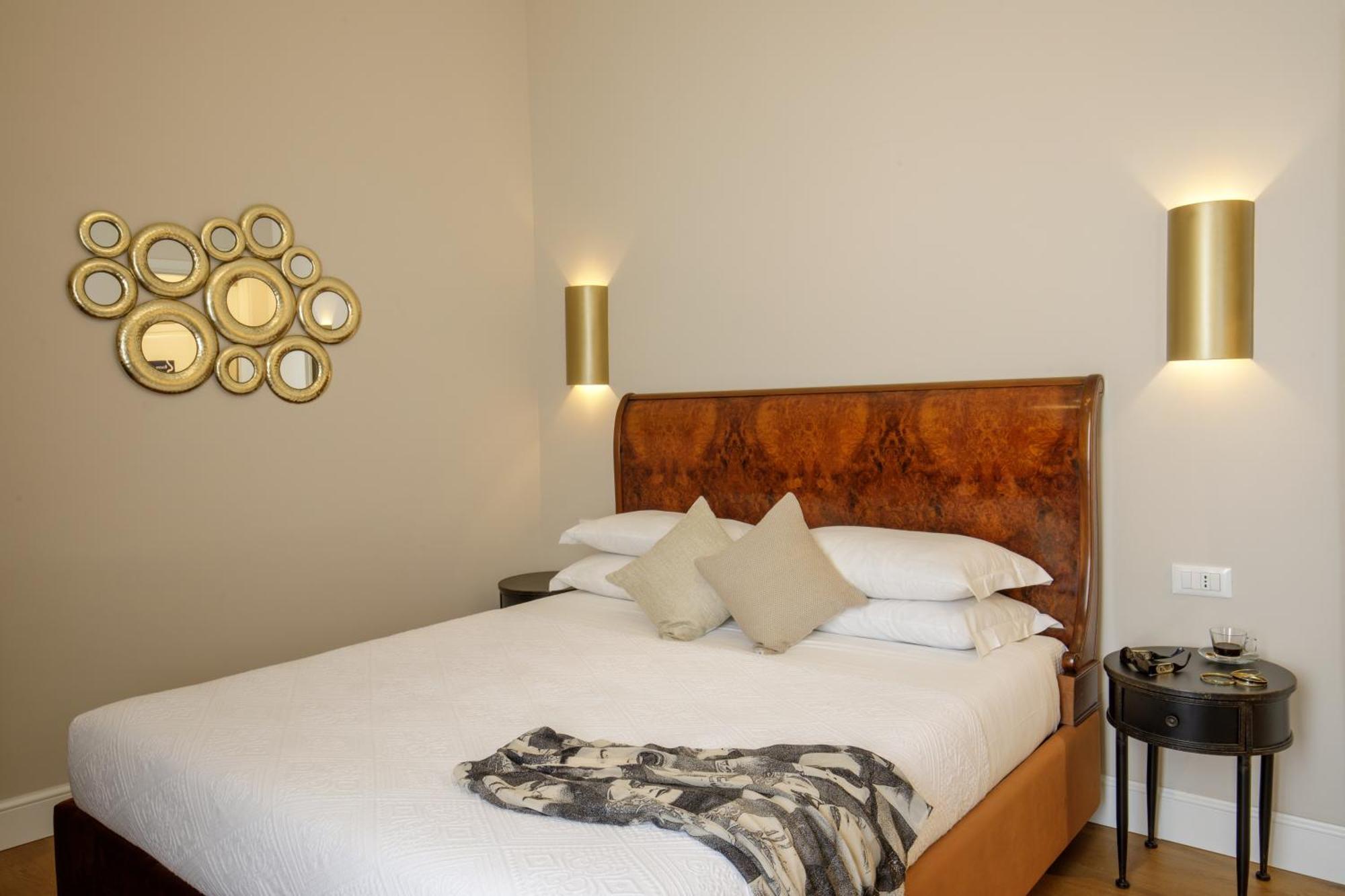 Daplace - Santa Susanna Suites Рим Экстерьер фото